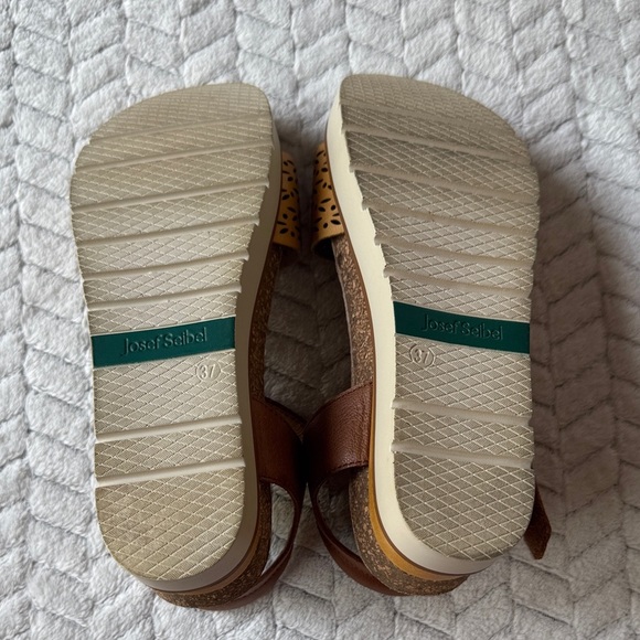 Josef Seibel Women's Sandals in Brown and Mustard Made in Germany - Picture 9 of 9